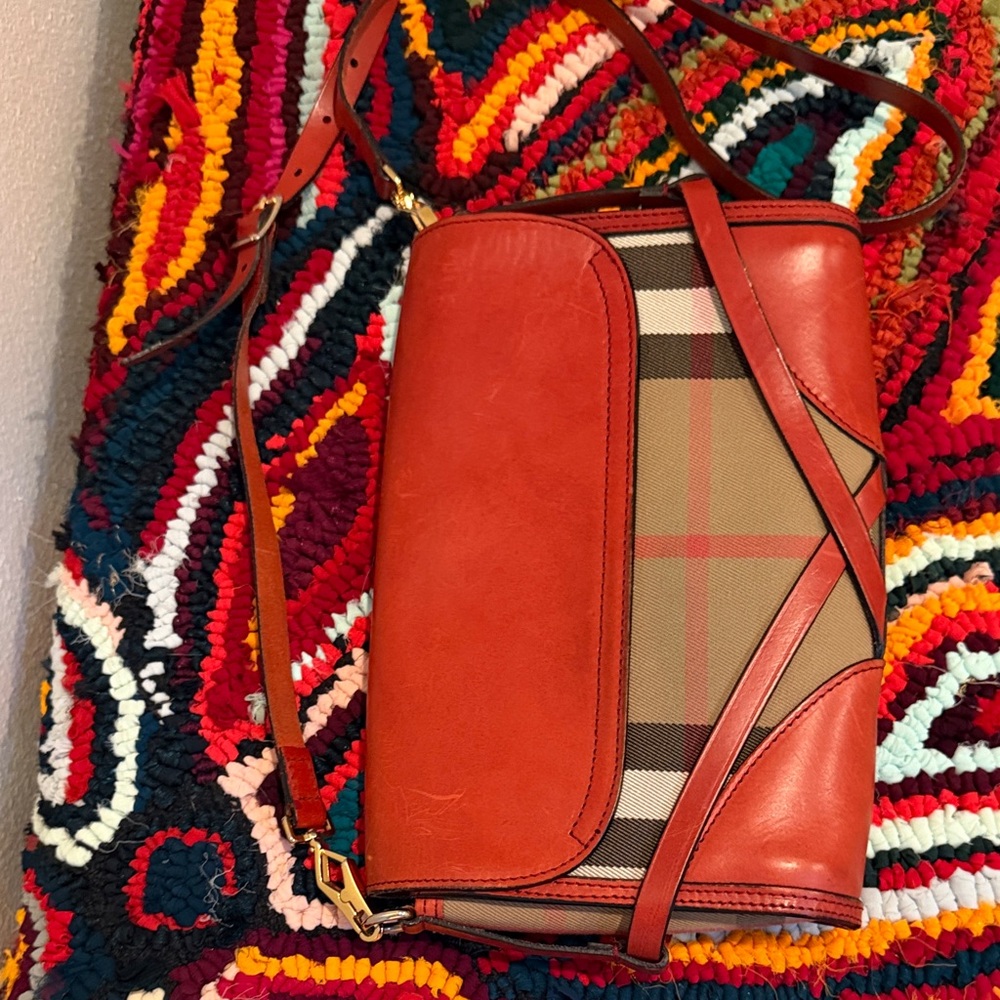 Burberry Orange Leather Crossbody Bag - Picture 6 of 7